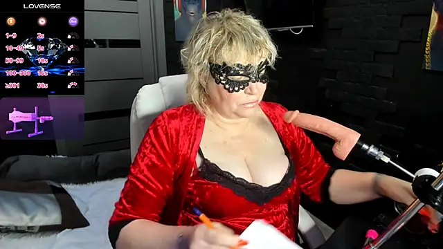 Snapshot of LaylaLayla7 chatting on January 2026 06:41:02 AM LaylaLayla7 online show from January 2026 06:41:02 AM