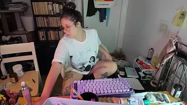 Snapshot of Rosiee69_ chatting on November 2025 01:28:02 PM Rosiee69 online show from November 2025 01:28:02 PM