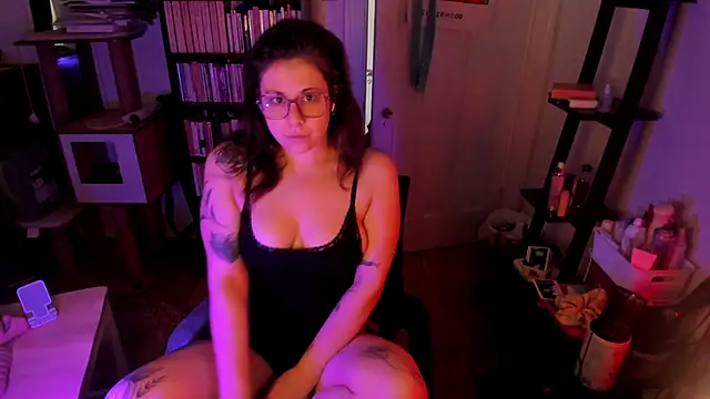 Snapshot of Rosiee69_ chatting on February 2026 03:53:01 PM Rosiee69 online show from February 2026 03:53:01 PM