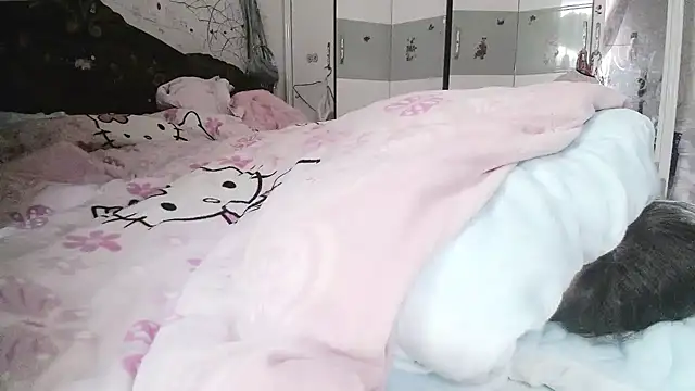 hebe-02 online show from November 2025 01:19:02 AM