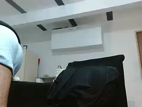 AngelHil online show from September 2025 02:22:01 AM