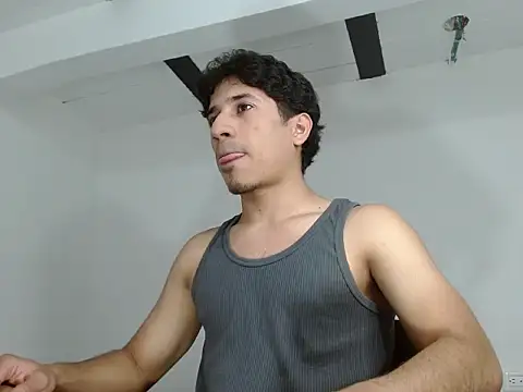 AngelHil online show from September 2025 03:30:02 AM