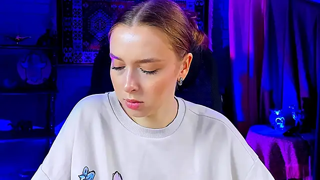 JenniferGraces online show from March 2025 08:10:02 AM