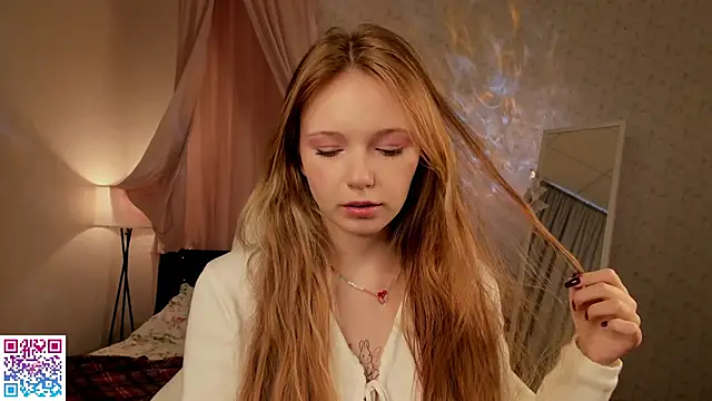 boozekirs  online show from October 2025 03:31:02 AM