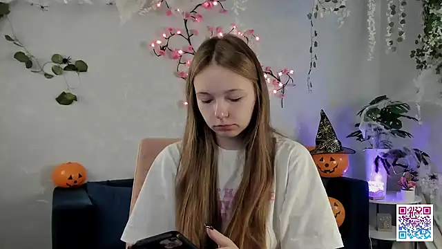 boozekirs  online show from October 2025 01:50:01 AM