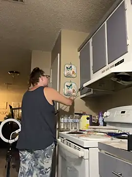 HTXBELLE online show from April 2026 09:52:01 AM