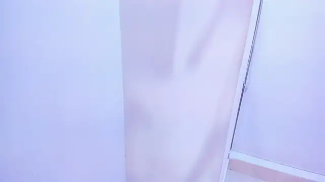 candy rogeers online show from September 2025 04:01:02 AM