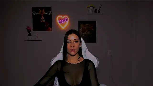 Snapshot of KetiWils chatting on March 2025 09:57:01 AM KetiWils online show from March 2025 09:57:01 AM