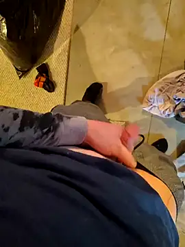 Snapshot of Cummaker69 chatting on March 2025 04:32:02 PM Cummaker69 online show from March 2025 04:32:02 PM