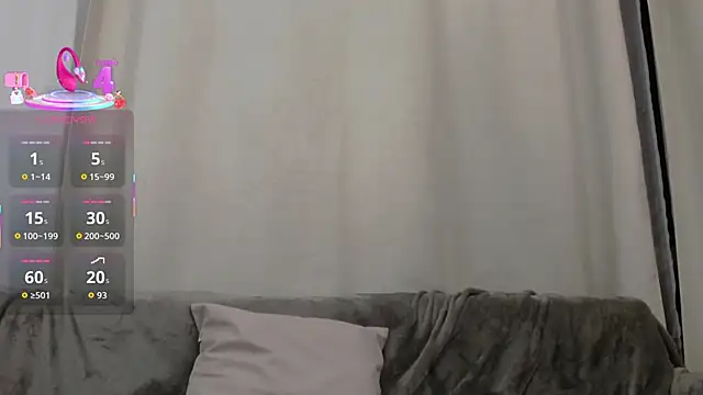 JanelleBrown  online show from October 2025 06:05:02 PM