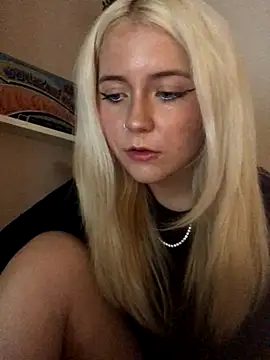 Blondie Sofia Essexbabe online show from October 2025 10:43:02 PM