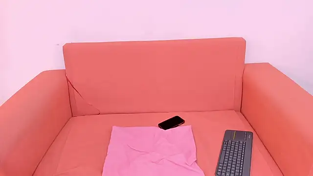 Snapshot of Emily-Carter chatting on May 2026 09:20:01 PM Emily-Carter online show from May 2026 09:20:01 PM