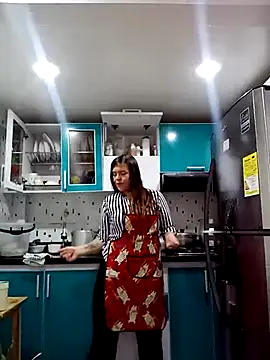 karolay16- online show from October 2025 08:09:02 PM