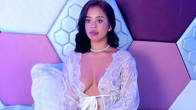 Snapshot of LiaHilton2 chatting on February 2025 10:42:02 PM LiaHilton2 online show from February 2025 10:42:02 PM