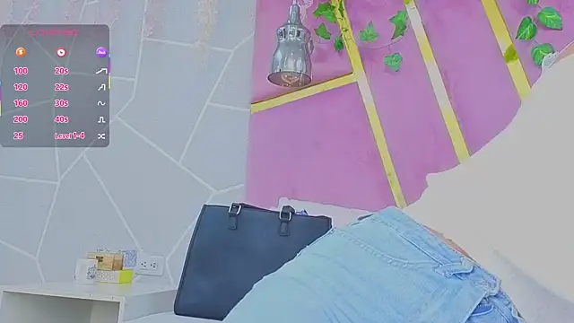 EmmyCortez online show from September 2025 11:43:01 AM