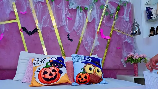 EmmyCortez online show from October 2025 11:55:02 AM