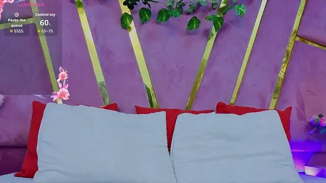 EmmyCortez online show from December 2025 11:52:02 AM