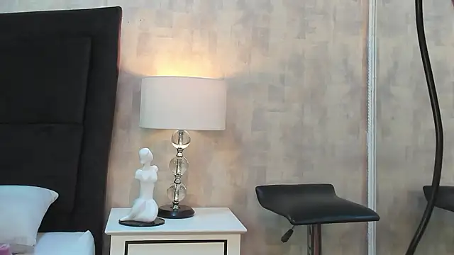 Snapshot of NahomyCarther chatting on February 2026 03:55:02 AM NahomyCarther online show from February 2026 03:55:02 AM