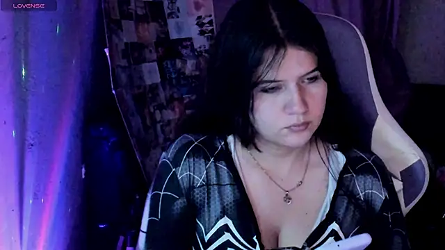 brii69 online show from November 2025 04:25:01 AM