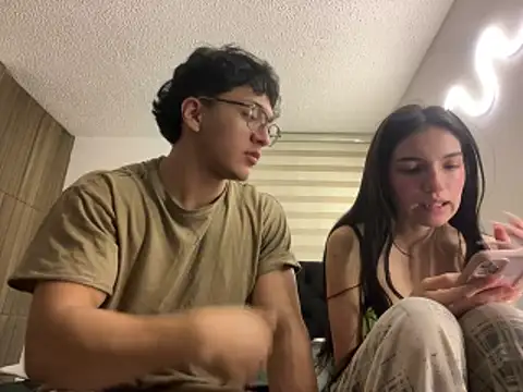 DesireLuxe online show from March 2026 05:55:02 AM