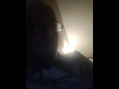 Snapshot of taterae chatting on November 2025 11:45:01 AM taterae online show from November 2025 11:45:01 AM