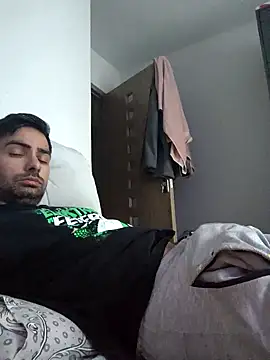 andreiiiii2025 online show from March 2026 02:23:02 PM