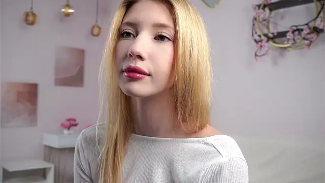 SunnivaCovil online show from March 2026 02:34:01 PM