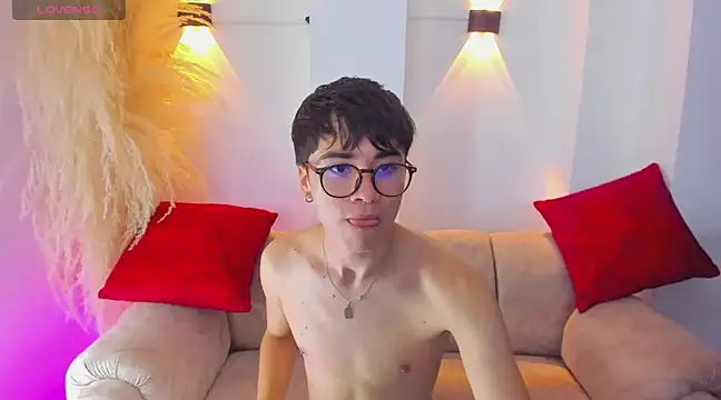 Snapshot of liam_orion chatting on March 2025 05:17:02 PM liam orion online show from March 2025 05:17:02 PM