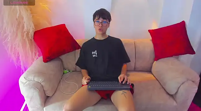 Snapshot of liam_orion chatting on March 2025 08:22:01 PM liam orion online show from March 2025 08:22:01 PM