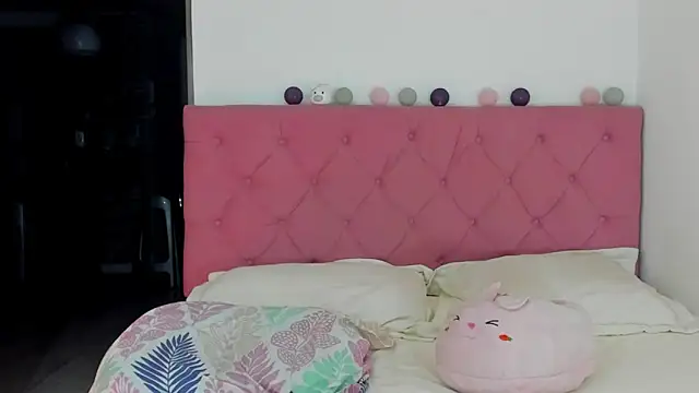 Snapshot of ela_black chatting on February 2025 12:42:01 PM ela black online show from February 2025 12:42:01 PM