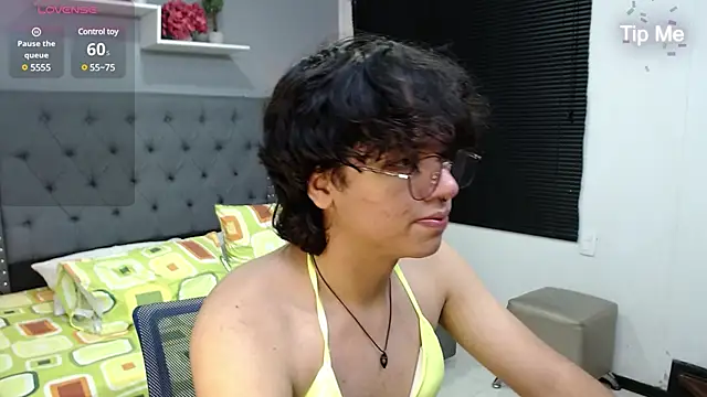 Snapshot of cheryl_bohareal chatting on March 2025 04:06:02 PM cheryl bohareal online show from March 2025 04:06:02 PM