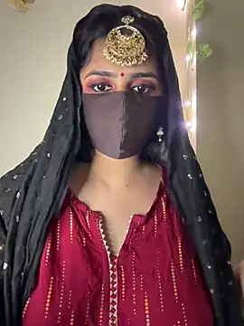 Dishasarmaa05 online show from February 2026 04:57:02 PM