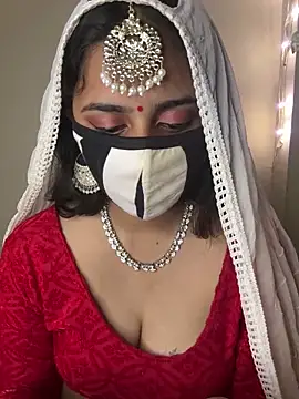 Dishasarmaa05 online show from February 2026 06:46:01 PM