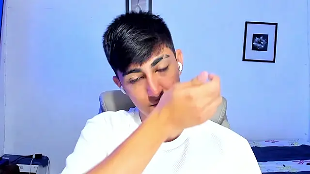 babymaik online show from December 2025 01:50:02 PM