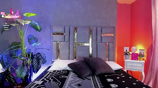 Tyla Ks online show from March 2026 08:02:02 PM