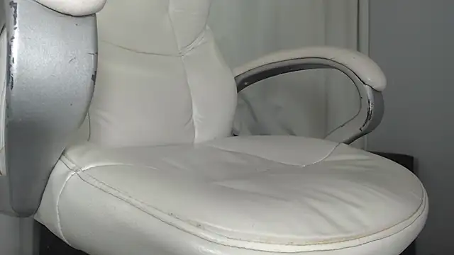 Mature 2025 online show from March 2025 06:17:02 AM