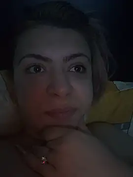 Snapshot of KittieHallo chatting on March 2025 12:04:02 AM KittieHallo online show from March 2025 12:04:02 AM