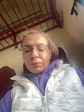 Snapshot of KittieHallo chatting on March 2025 05:38:02 AM KittieHallo online show from March 2025 05:38:02 AM