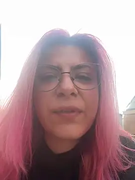 Snapshot of KittieHallo chatting on March 2025 02:12:01 PM KittieHallo online show from March 2025 02:12:01 PM