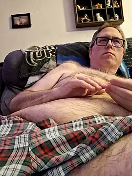 Snapshot of Smallone327 chatting on February 2025 05:02:01 AM Smallone327 online show from February 2025 05:02:01 AM