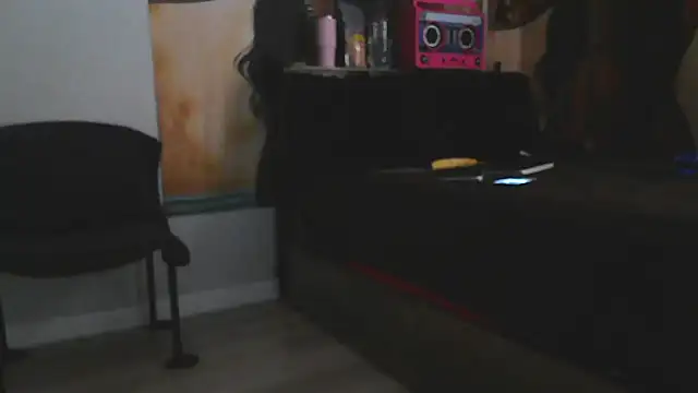 Queenanitadix online show from March 2026 06:23:01 PM