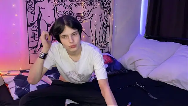 timi-moon online show from February 2025 10:34:01 AM