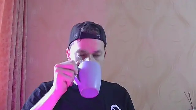 frama666 online show from November 2025 12:49:02 PM