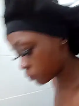 xxTatiannaxx online show from February 2025 06:00:02 PM