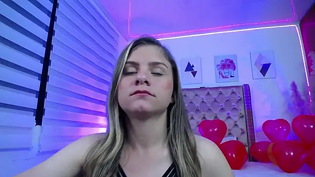 Snapshot of ValeAmayaa chatting on February 2025 11:32:01 PM ValeAmayaa online show from February 2025 11:32:01 PM