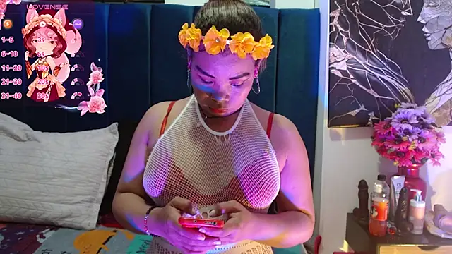 Mariana star1 online show from November 2025 04:35:01 AM