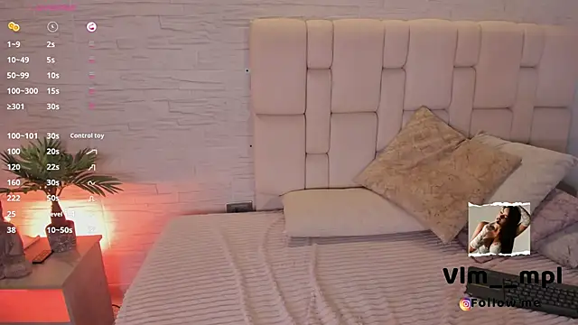 Keyla lage online show from October 2025 07:55:01 PM