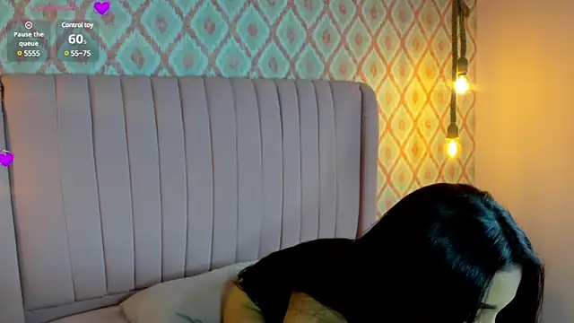 SOPHIATRISTA online show from March 2025 12:12:02 PM