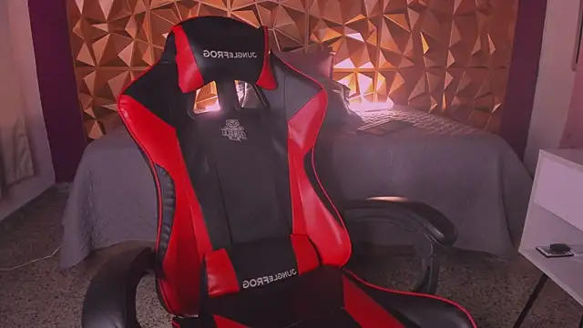 AlejandroStormm online show from March 2025 11:56:01 PM