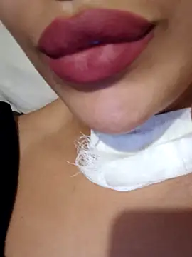 Sexlove1xo online show from November 2025 03:02:01 PM